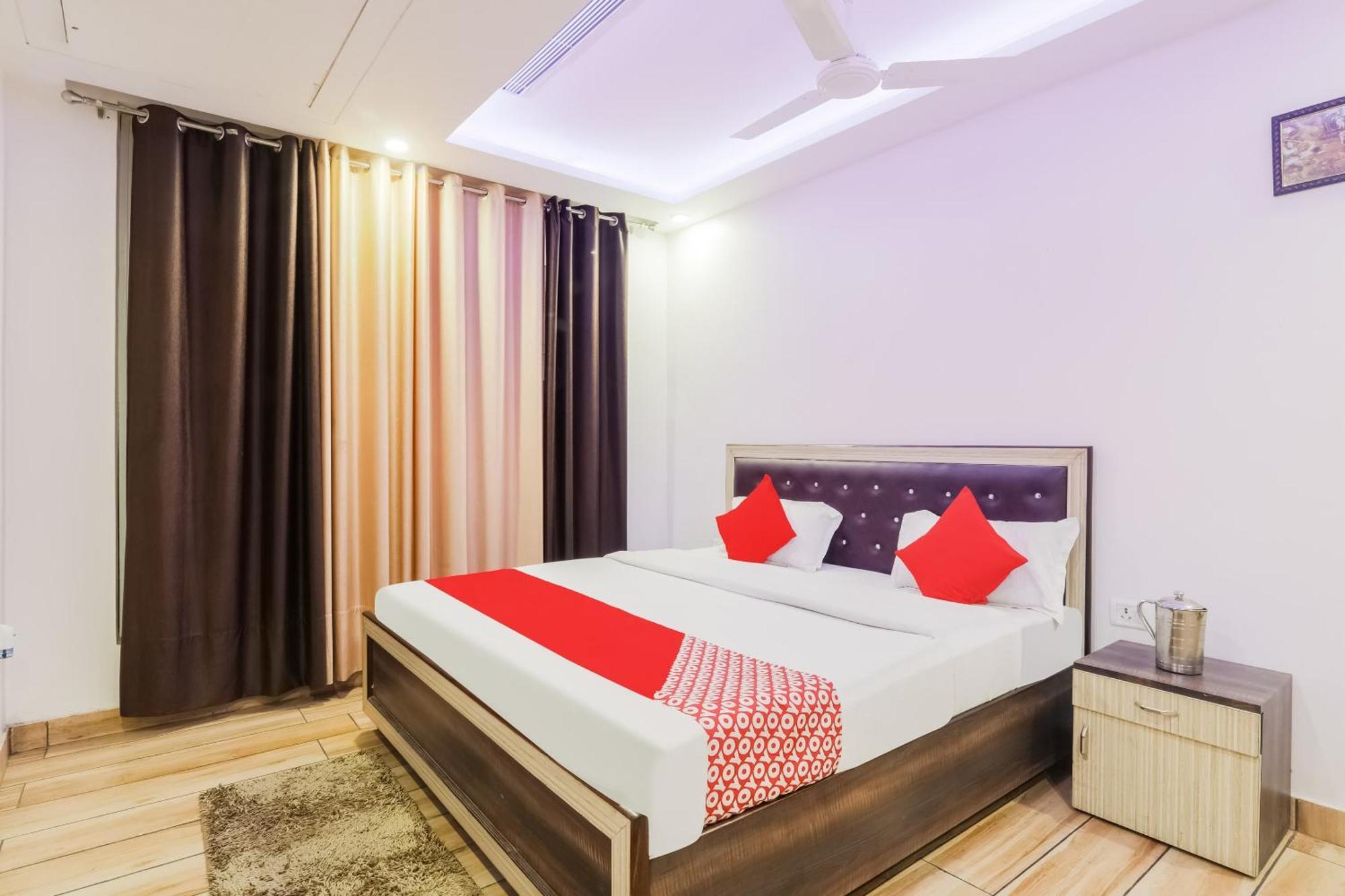 Hotel O The Maharaja Inn Λάκναου Εξωτερικό φωτογραφία